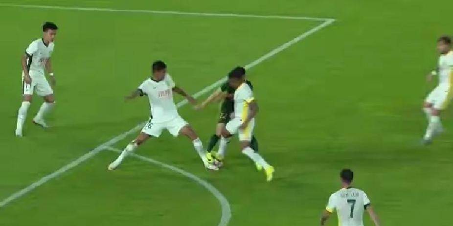 亚博体育-德布劳内焦点对战，浓眉哥与90激战拜仁分钟，持续失利胜负难料！引发球迷热议的简单介绍-亚博体育