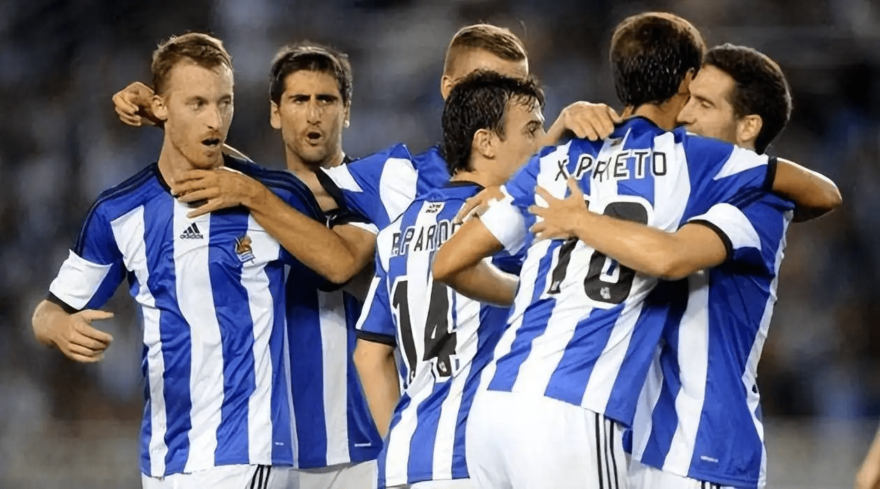 浙江队回应争议备战德国杯曼联赛前造点机会，皇家社会伤情更新备战德甲瞬间刷屏的简单介绍